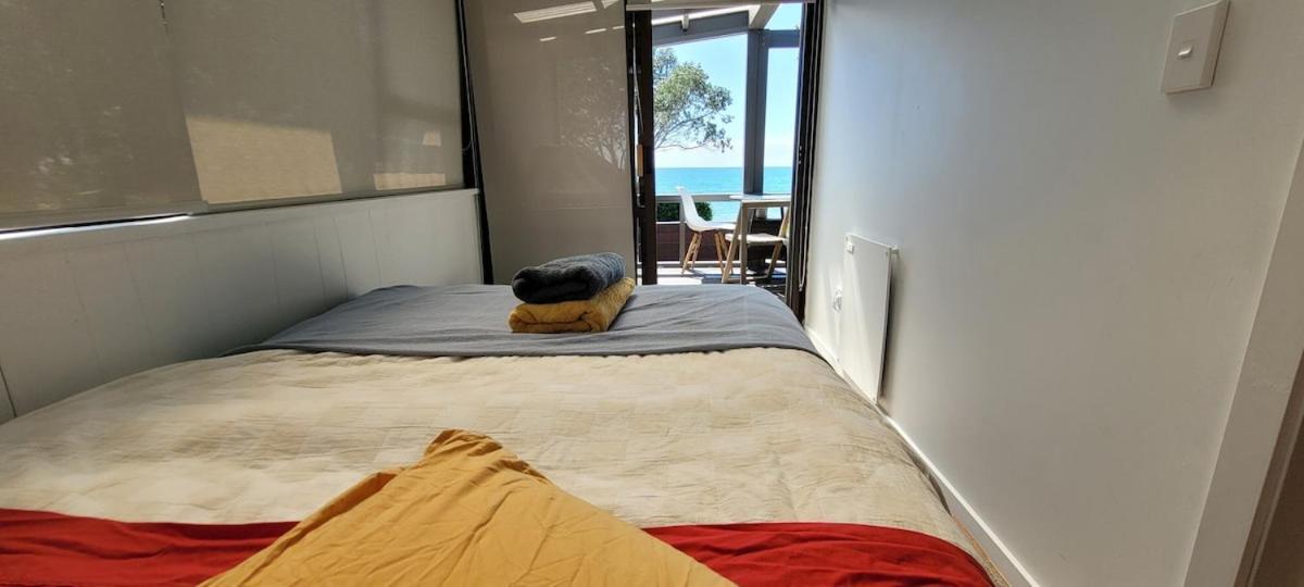 Beachfront Bliss - Your Parapara Seaside Retreat Exterior photo