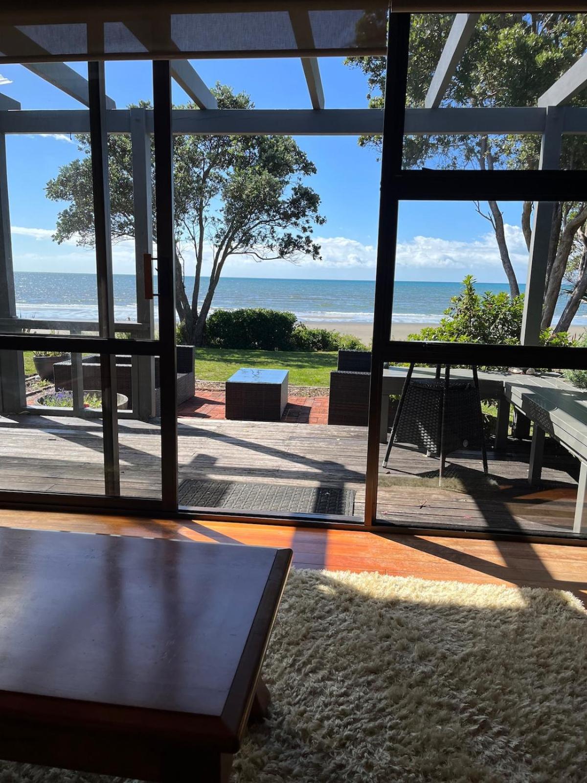 Beachfront Bliss - Your Parapara Seaside Retreat Exterior photo
